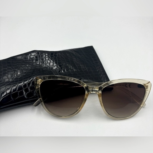 RACHEL ZOE Nina Sunglasses - Nude Crystal / Brown -NWT - Picture 1 of 2